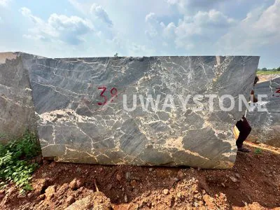 Toros Black Marble Blocks